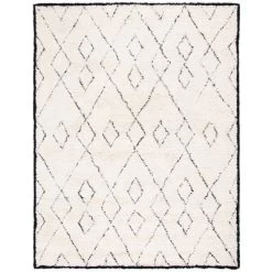 Rosalina Rug Ivory/Black - Safavieh -Home Decor Store GUEST da5e2084 c243 48b6 92dc 2a635fd0e1de