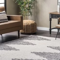 NuLOOM Morgan Contemporary Diamond Soft Shag Fringe Area Rug -Home Decor Store GUEST f989b65e 0b82 494e af01 8e3cd06c7f69